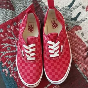 Van's worn only once looks brand new